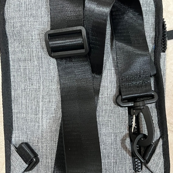 True Religion Sling Bag - Picture 4 of 8